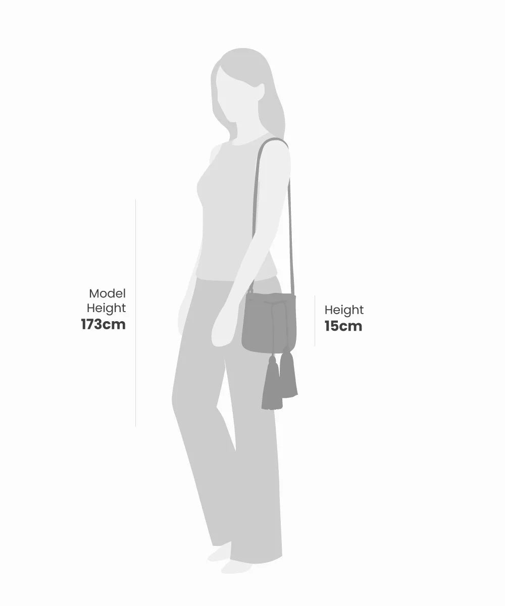 Crossbody M תיק עם ידית מקרמה
