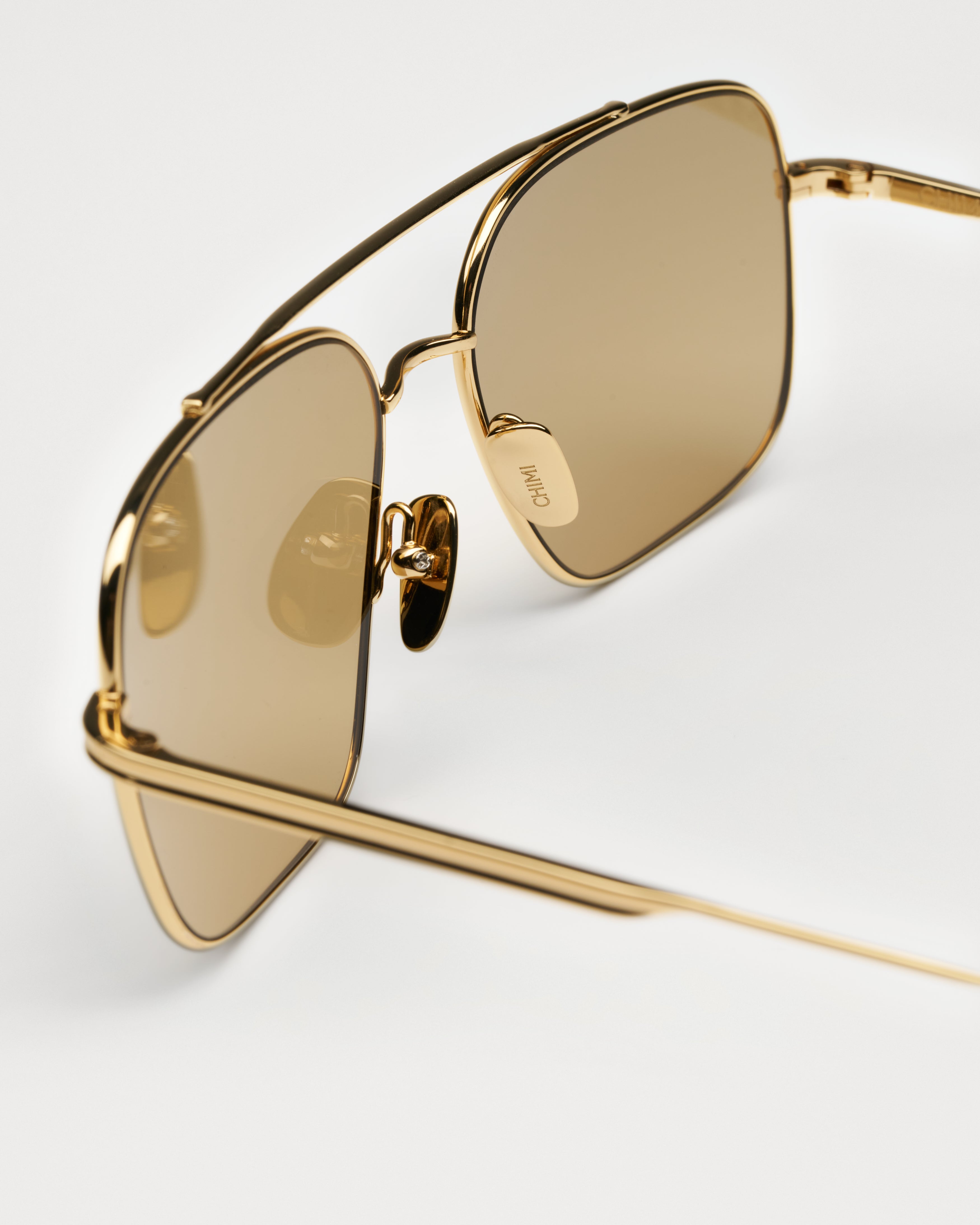 Titan aviator gold
