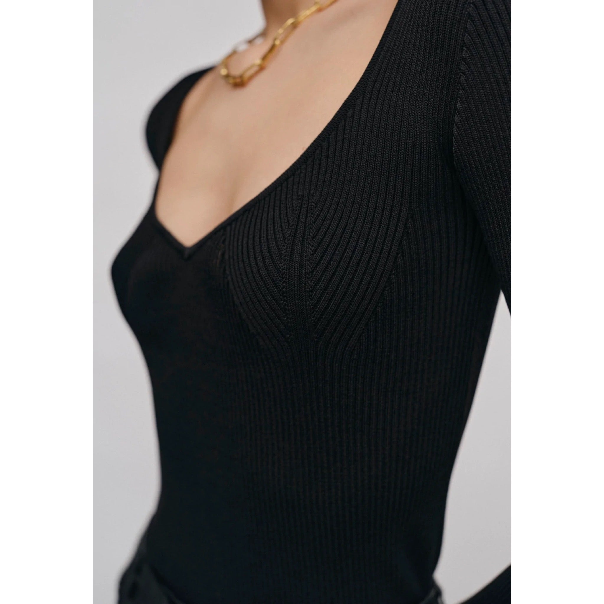 חולצת סריג נובה