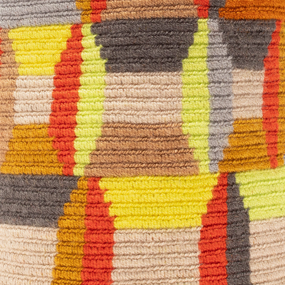 Crossbody M תיק עם ידית מקרמה