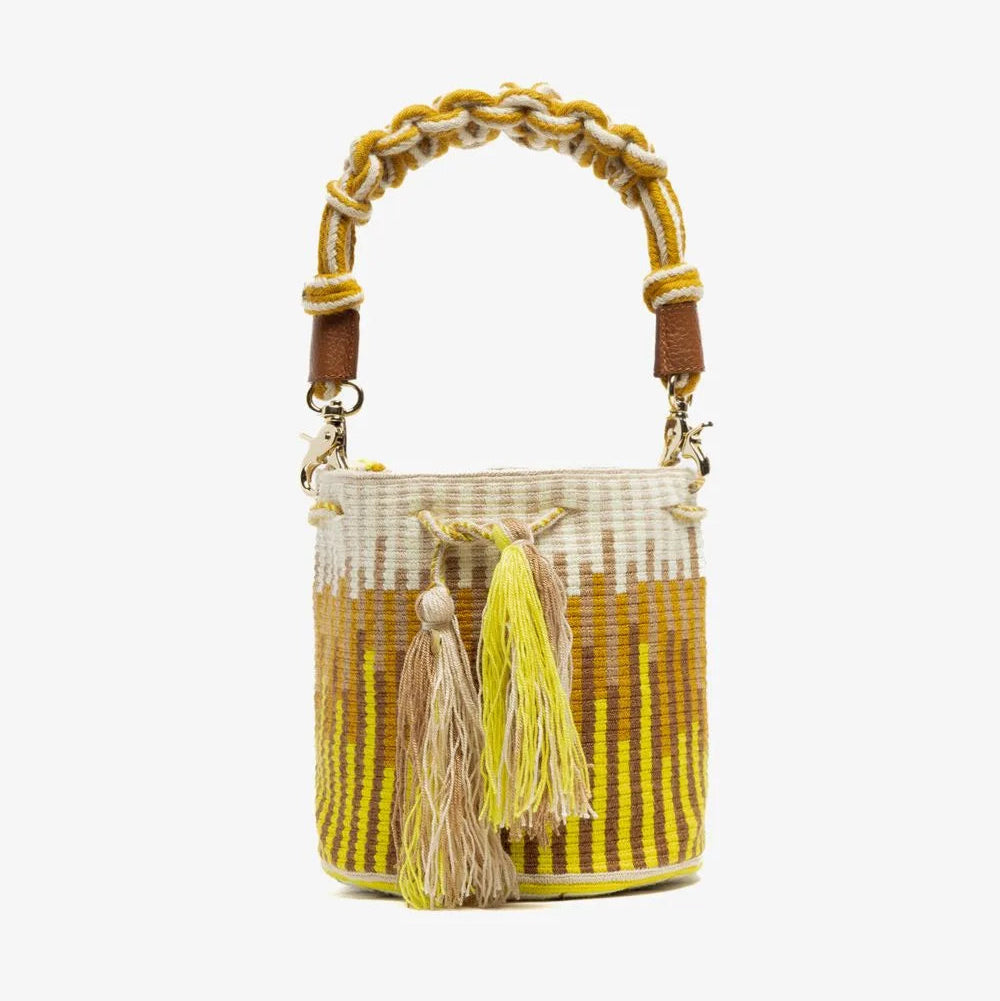 Crossbody M תיק עם ידית מקרמה