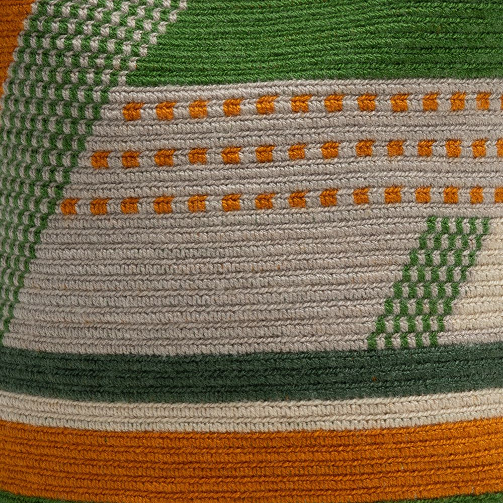 Crossbody M תיק עם ידית מקרמה