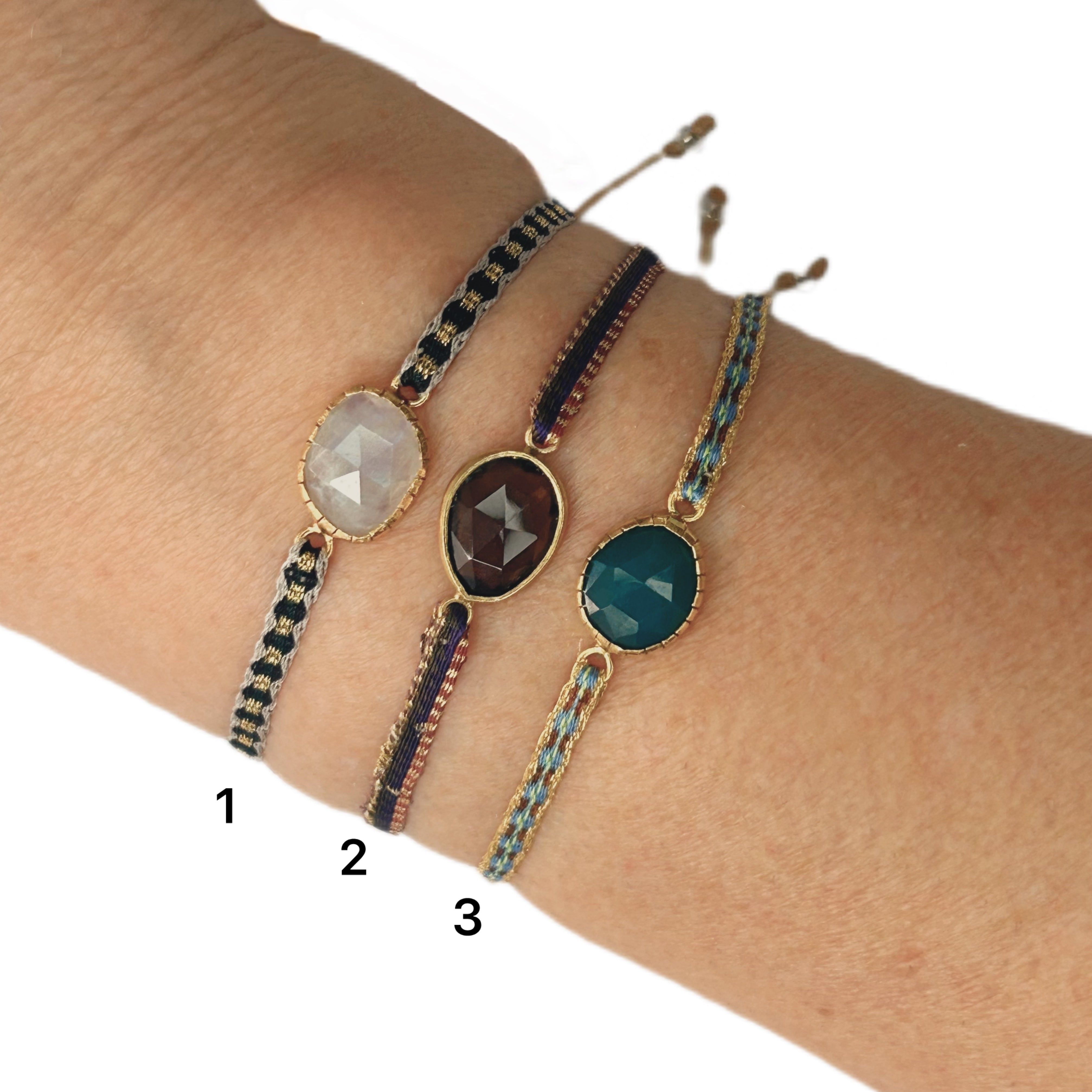 צמיד אבן מרכזית