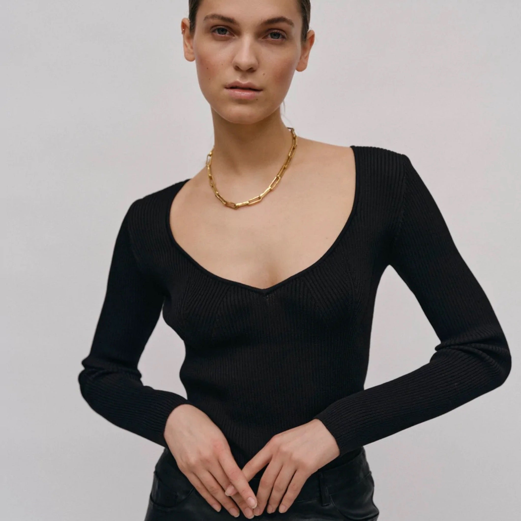 חולצת סריג נובה