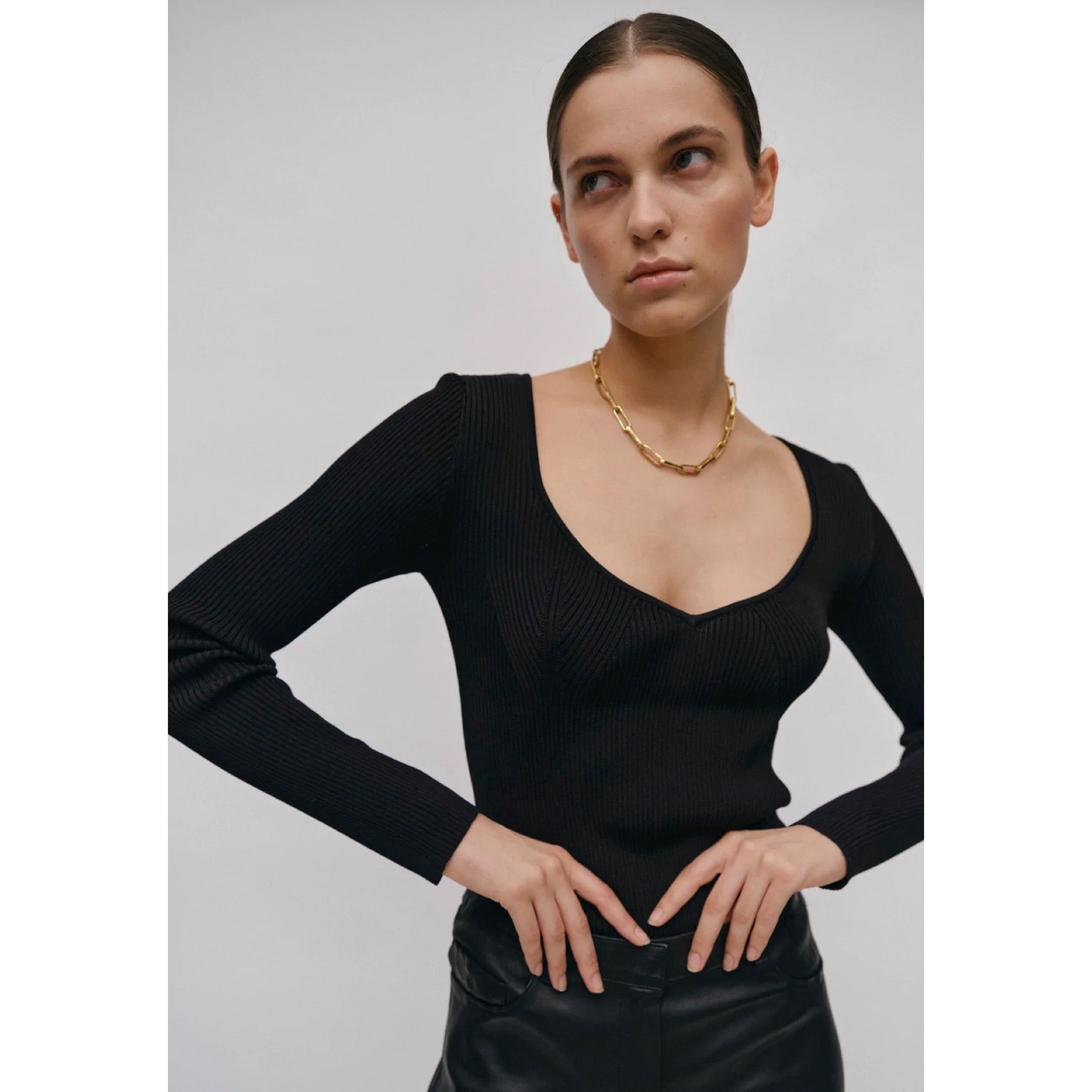 חולצת סריג נובה