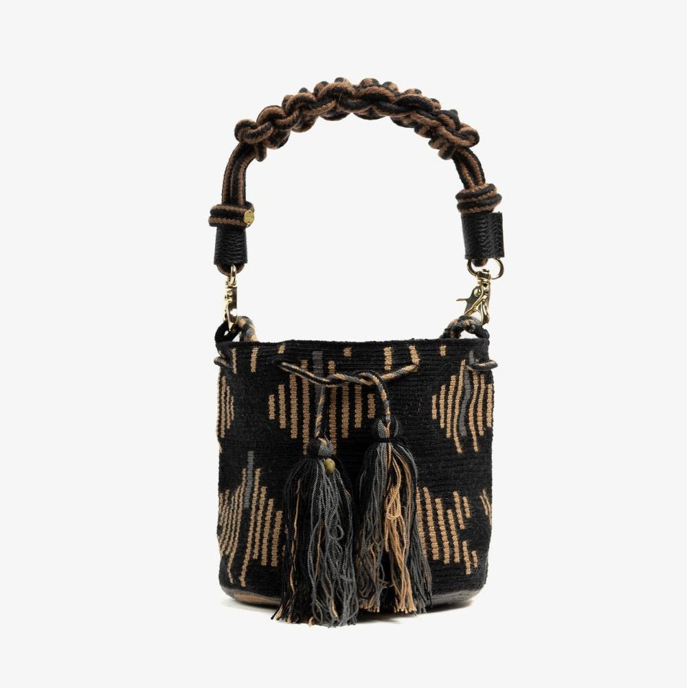 Crossbody M תיק עם ידית מקרמה