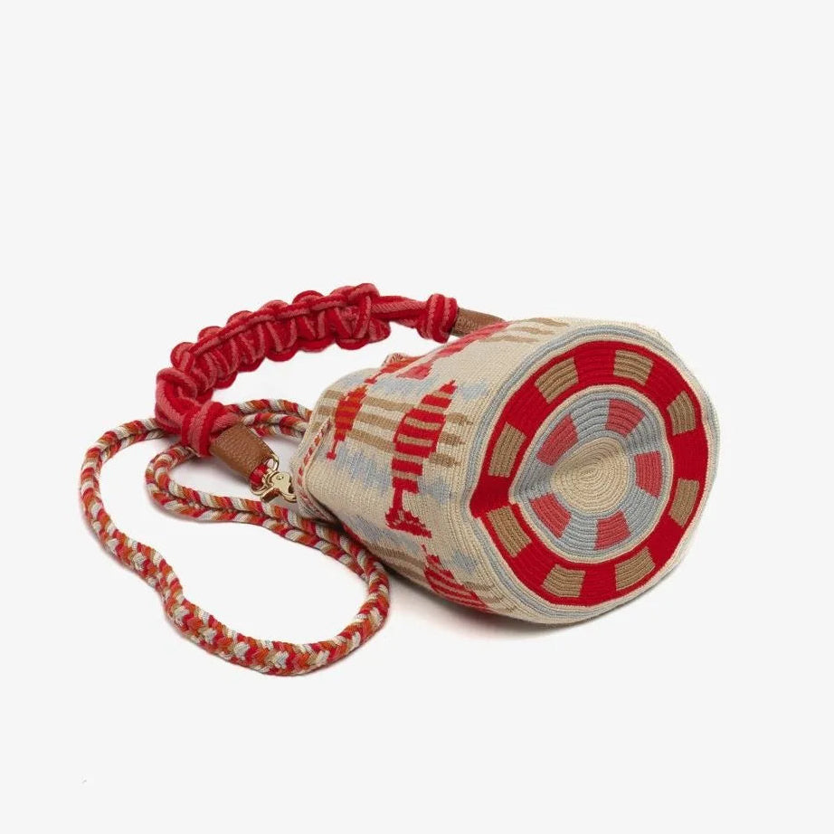 Crossbody M תיק עם ידית מקרמה