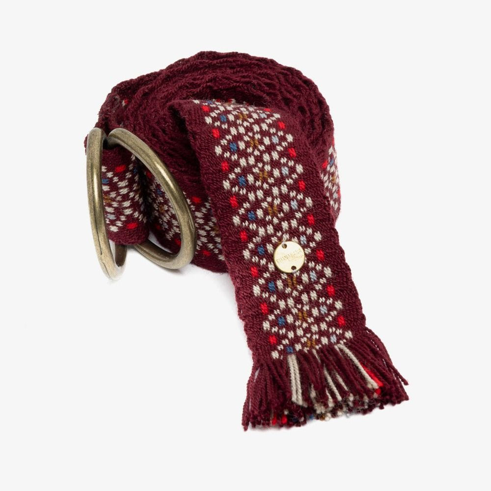 חגורה ארוגה עם אבזם