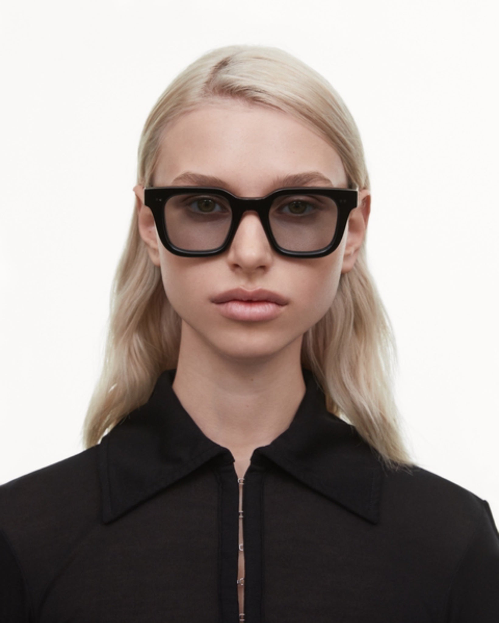 04 Photochromic Black