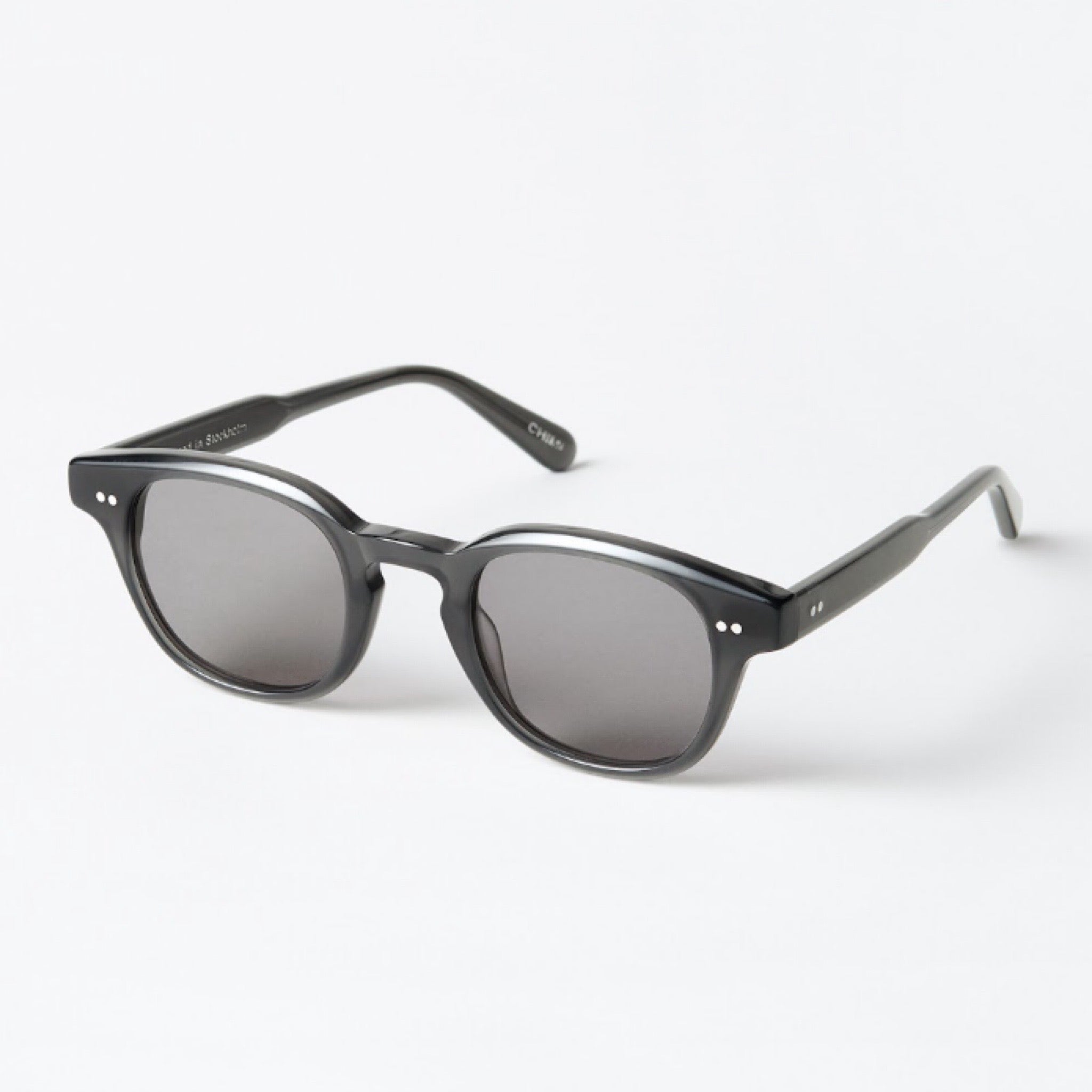 03 Dark Grey