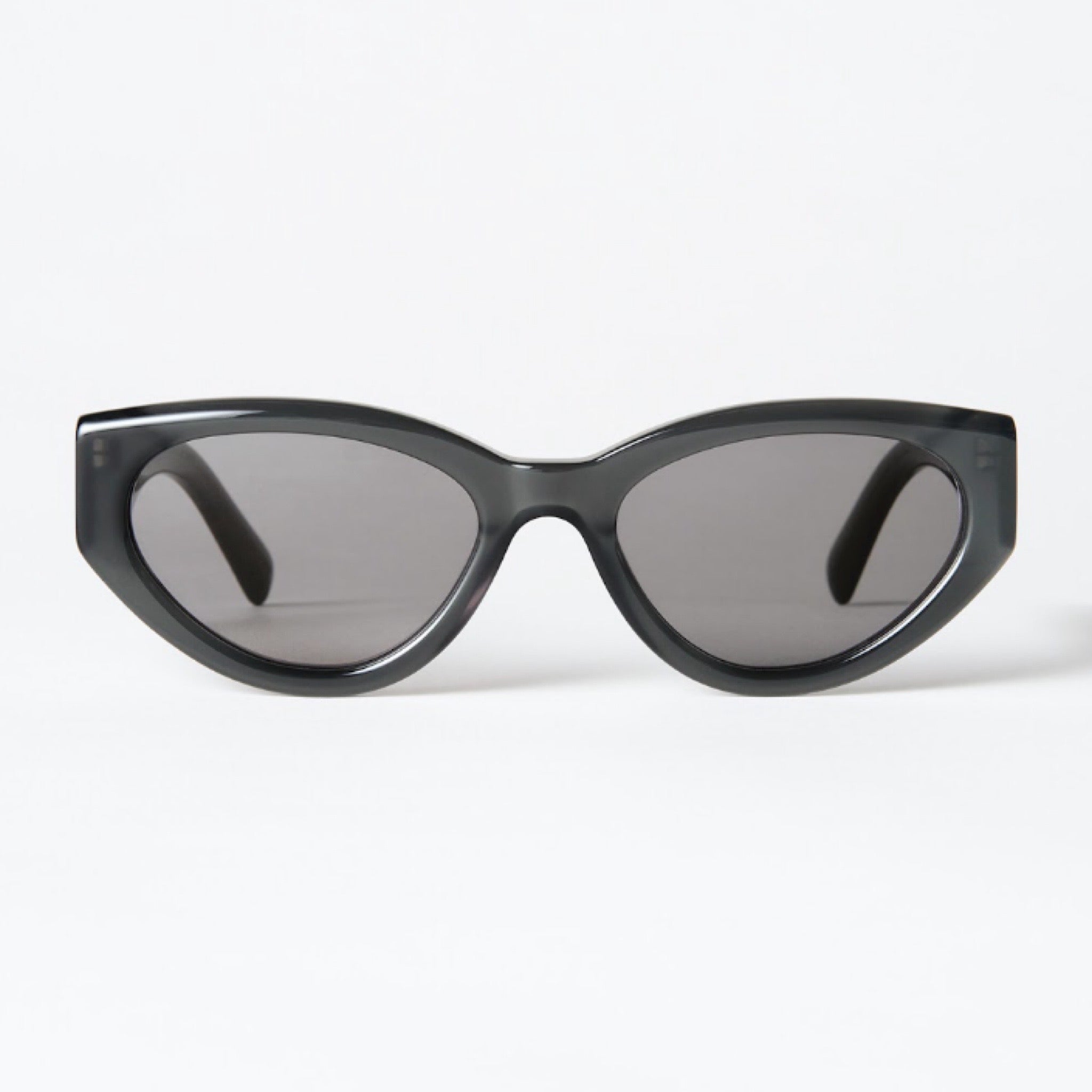 06 Dark Grey