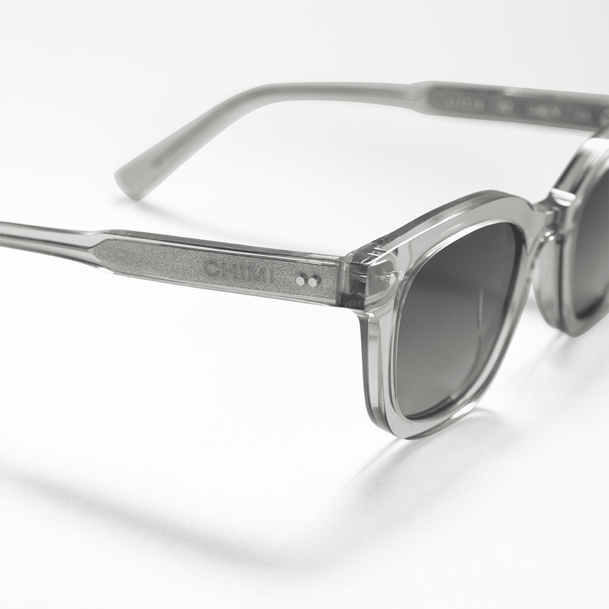02 Grey