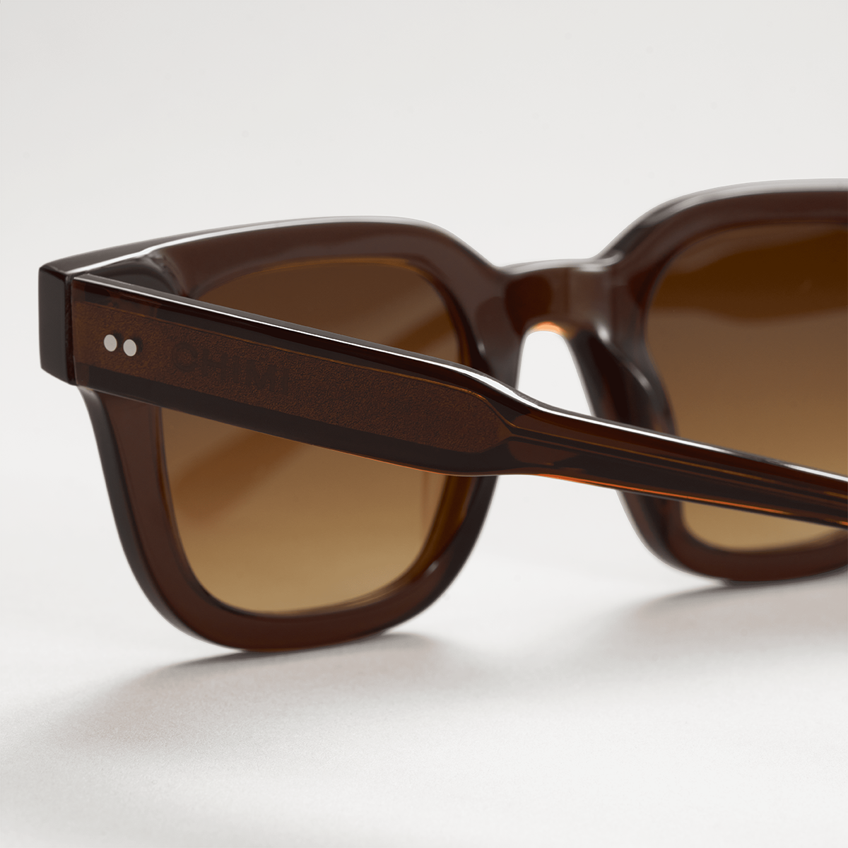 04 Brown