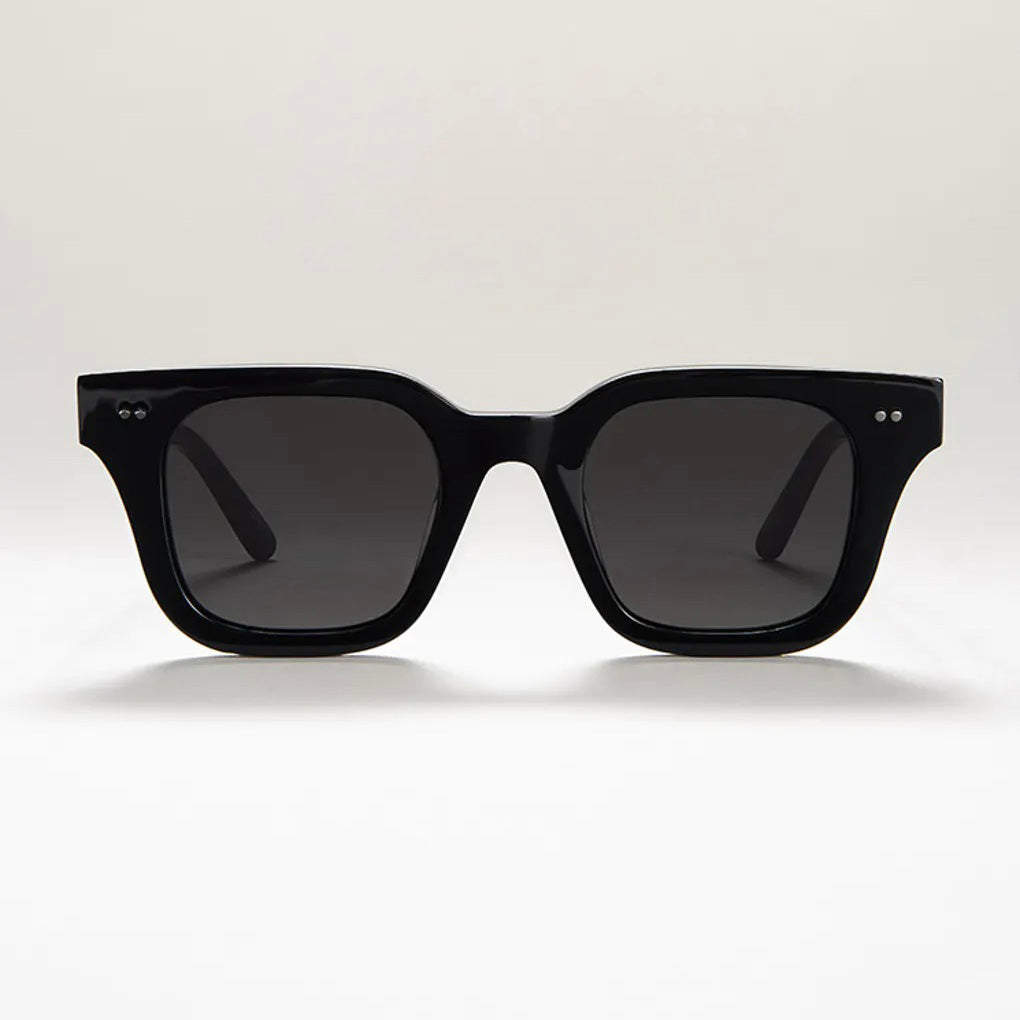 04L Black