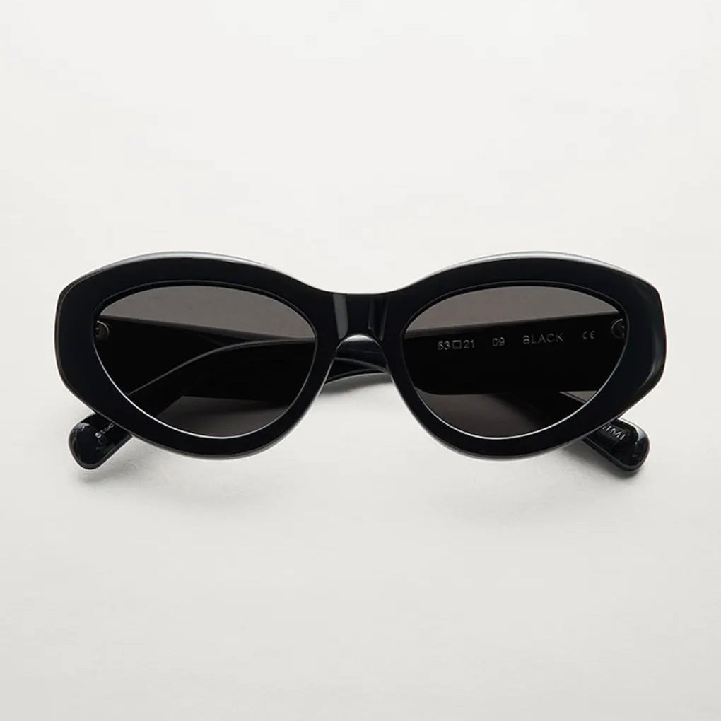 09 Black