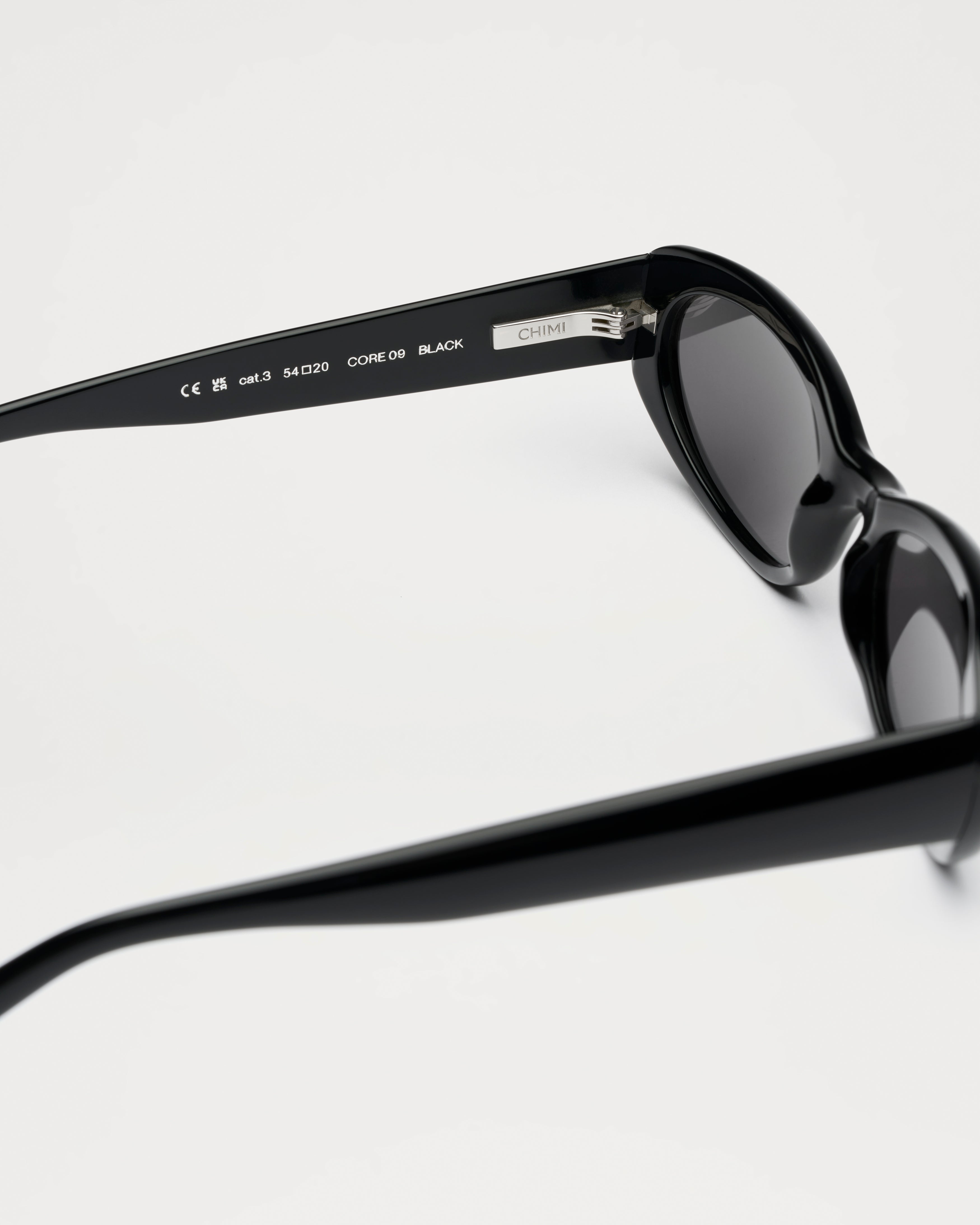 09 Black