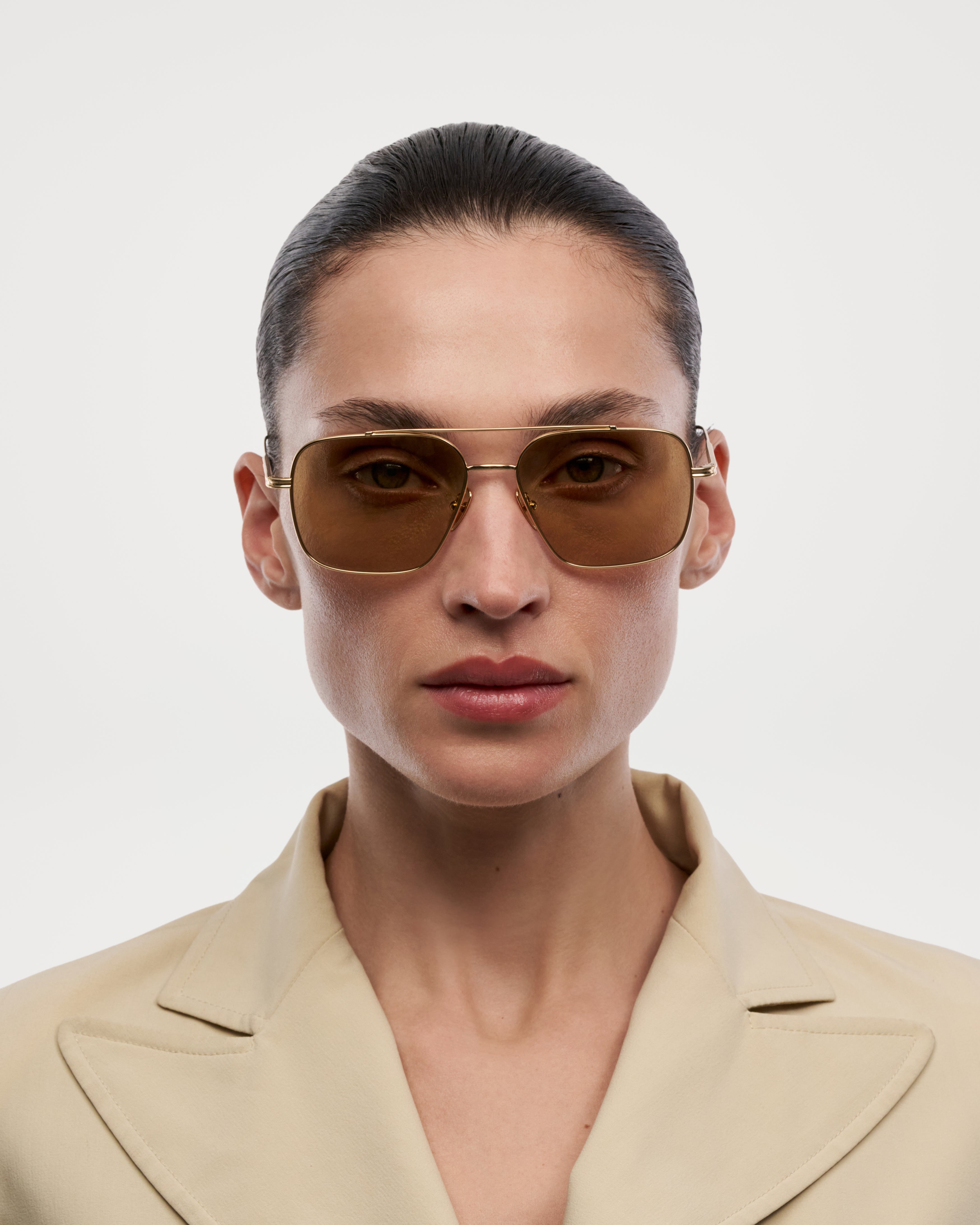 Titan aviator gold