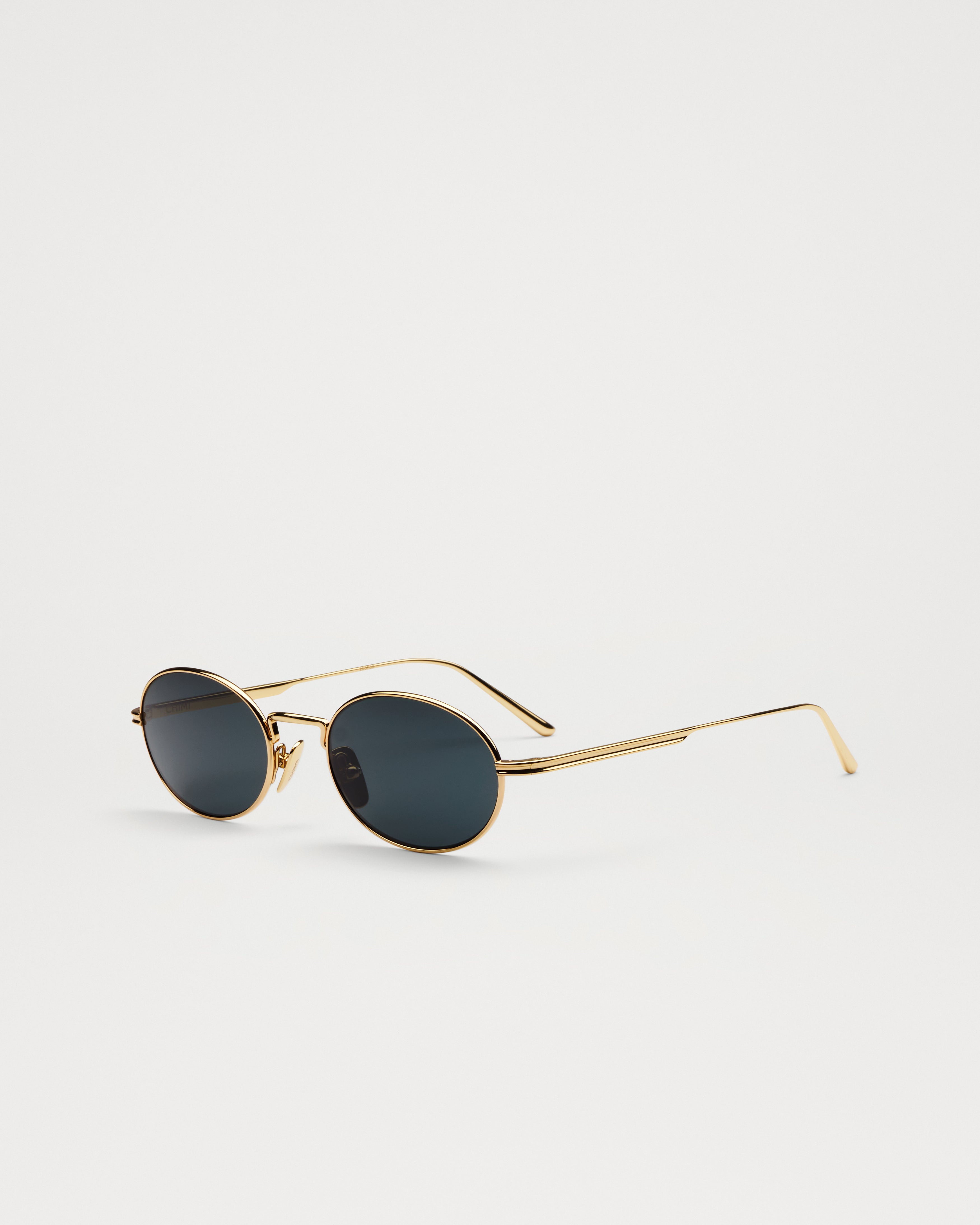 titan oval gold