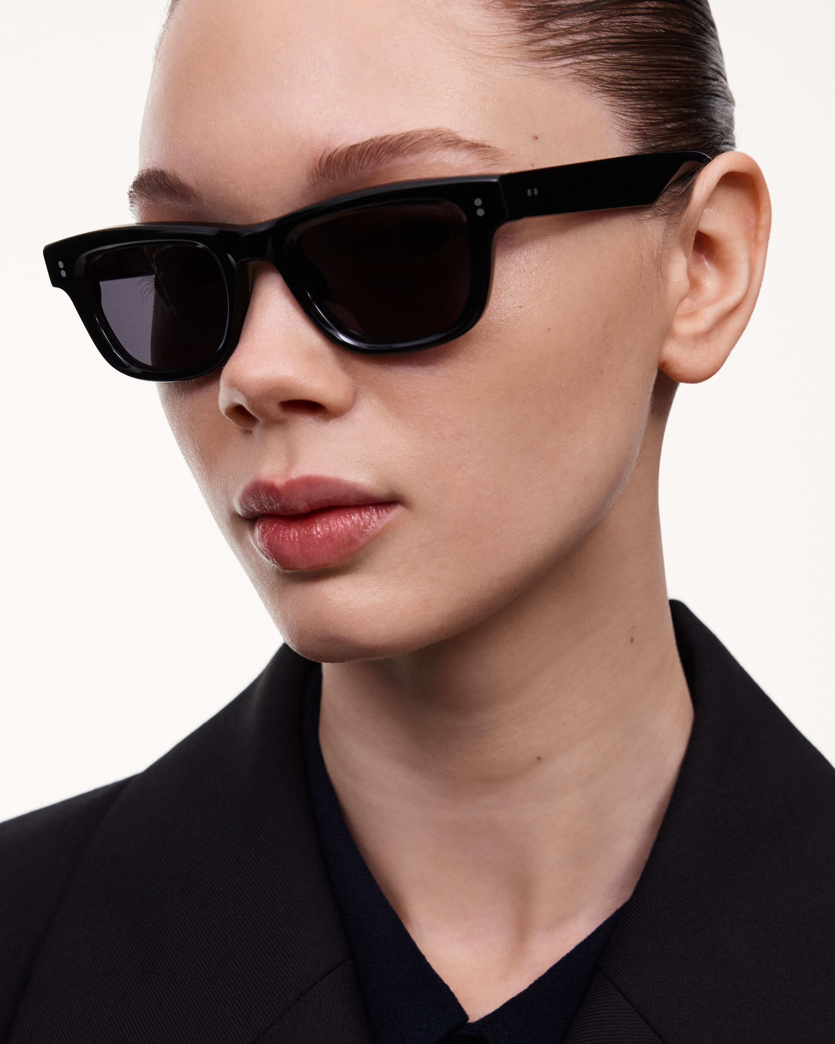 08.3 Black