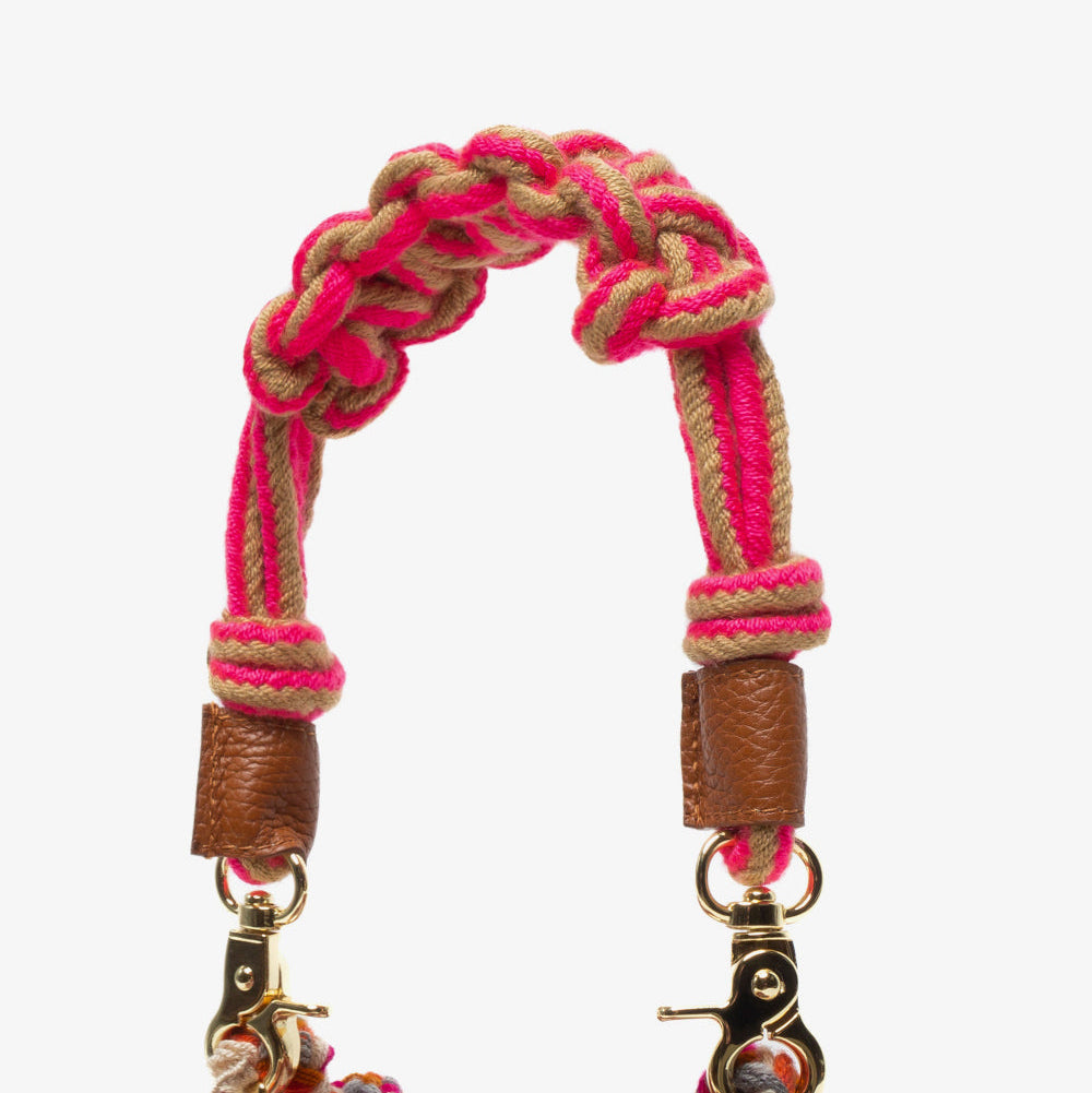 Crossbody M תיק עם ידית מקרמה