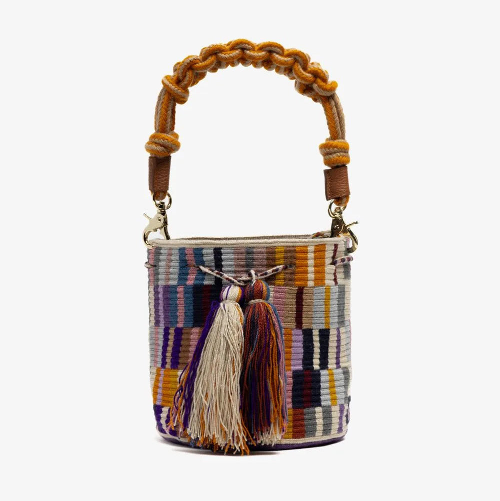 Crossbody M תיק עם ידית מקרמה