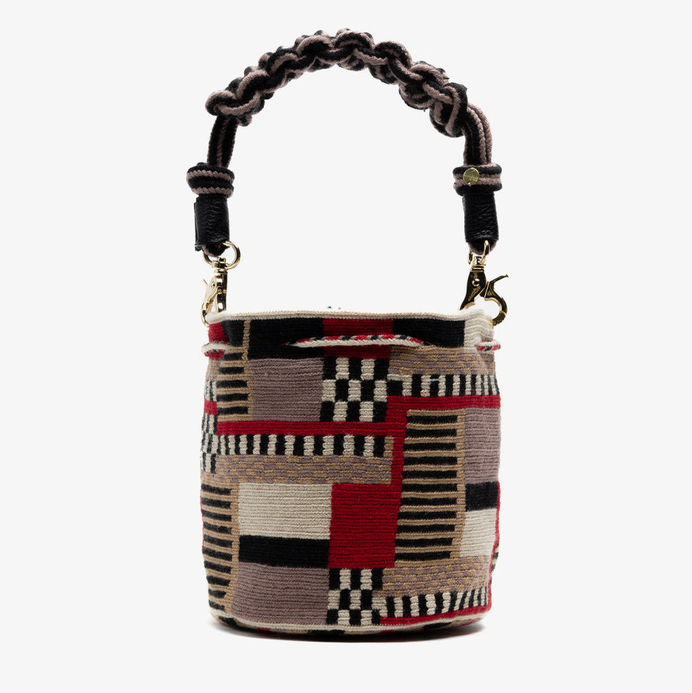 Crossbody M תיק עם ידית מקרמה