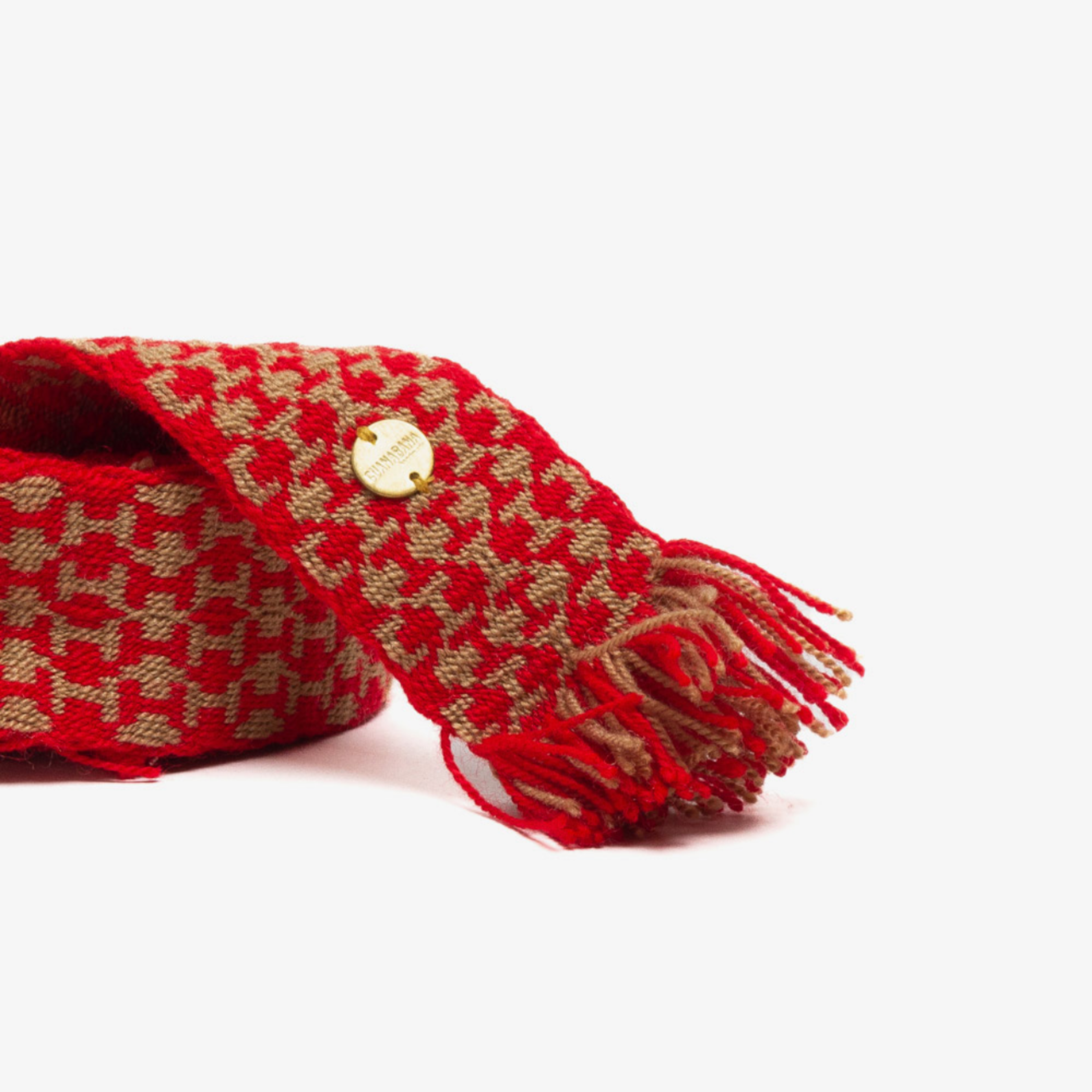 חגורה ארוגה עם אבזם