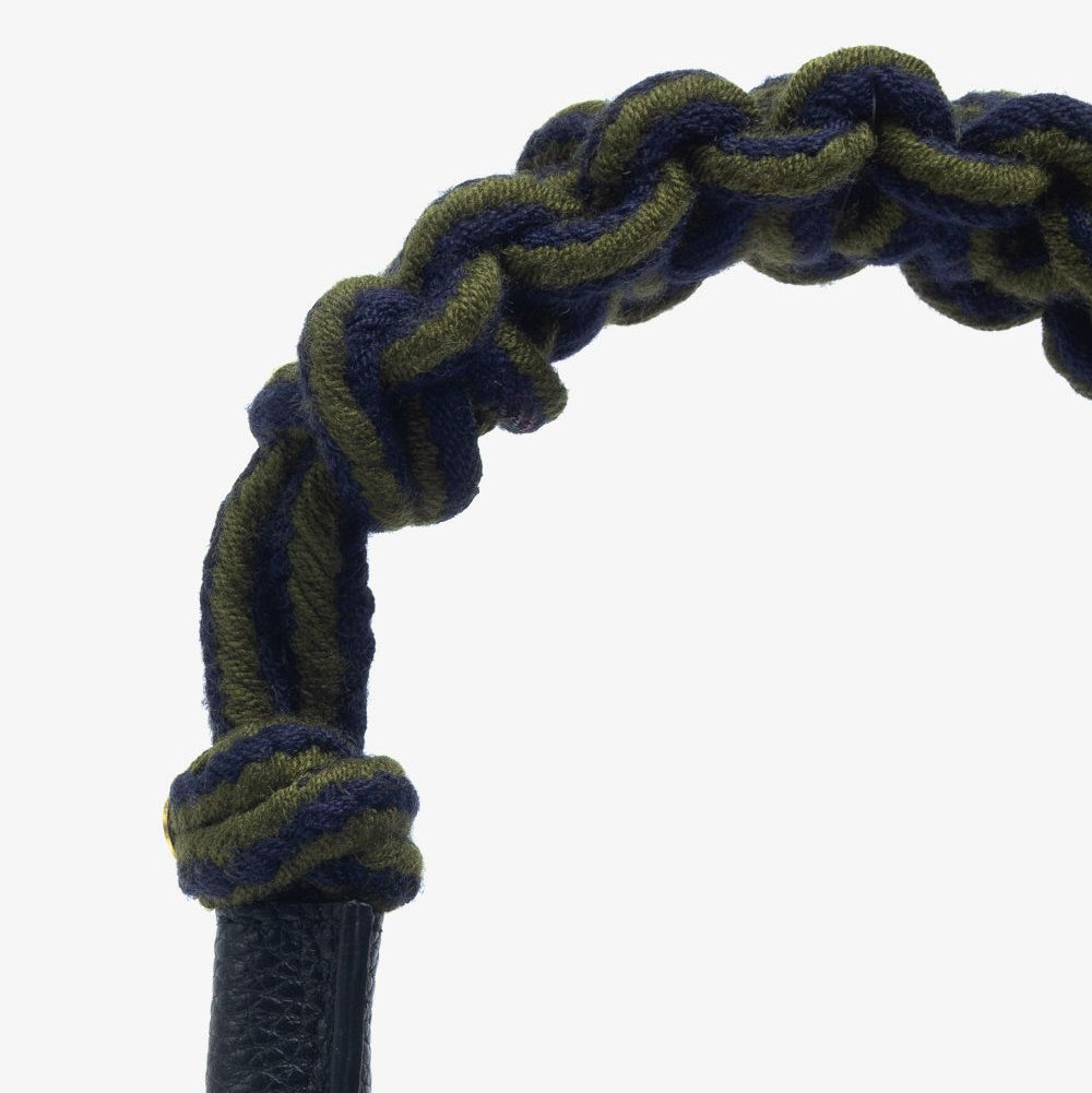 Crossbody M תיק עם ידית מקרמה
