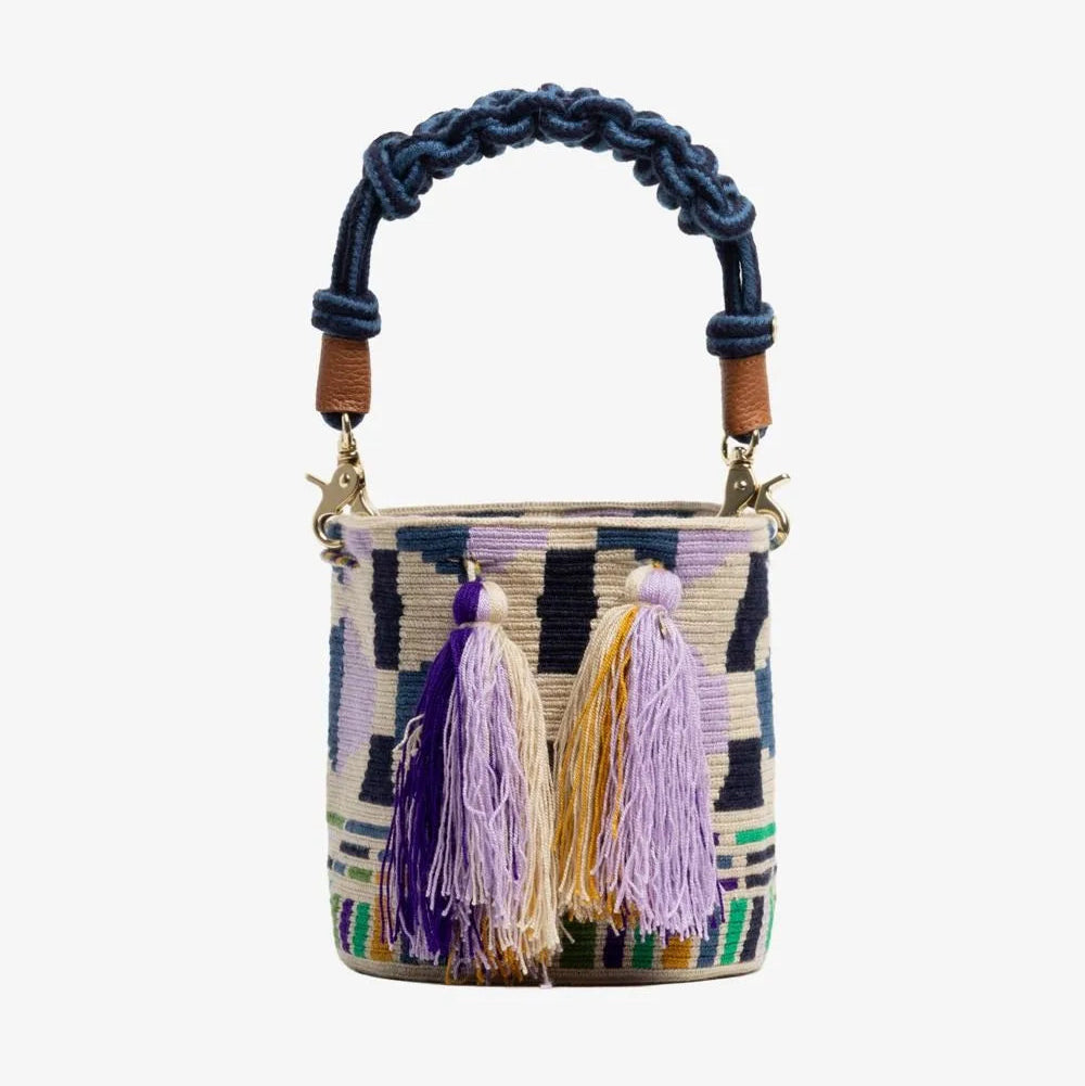 Crossbody M תיק עם ידית מקרמה