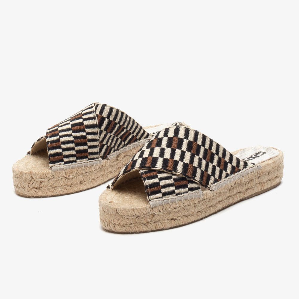 נעלי Espadrille
