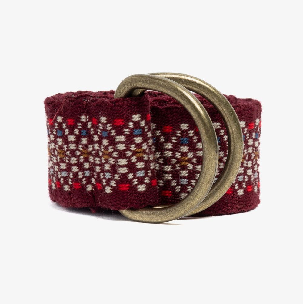 חגורה ארוגה עם אבזם