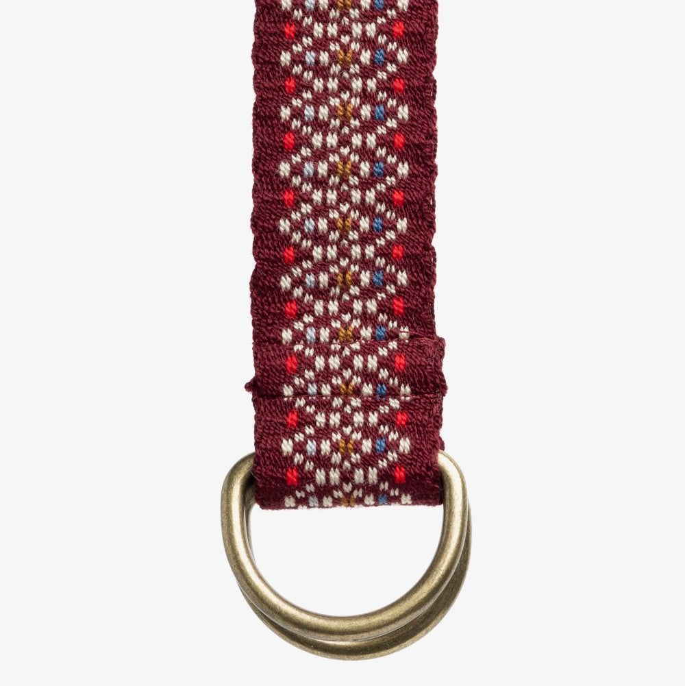 חגורה ארוגה עם אבזם